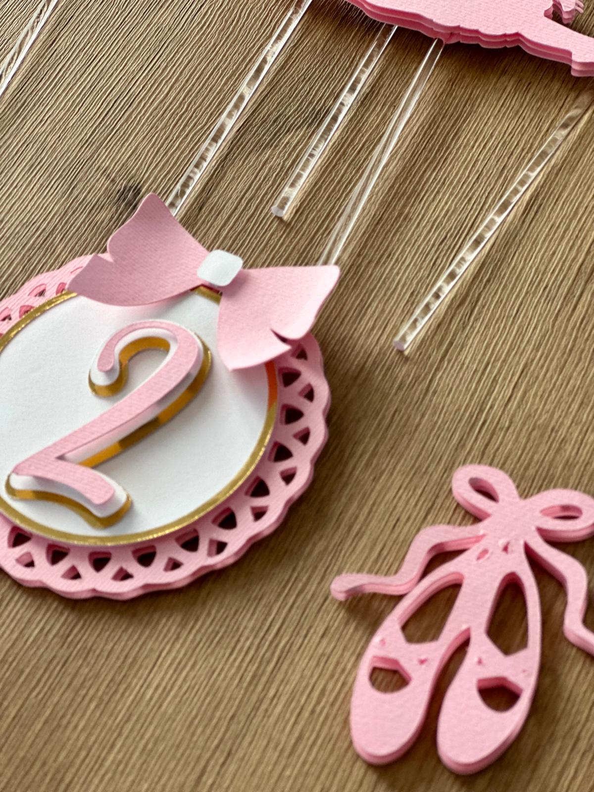 Ballerina Cake Topper | Personalised Birthday Cake Decoration | Ballet Party | Girls Birthday | Pink Cake Decor  🩰 Descrição